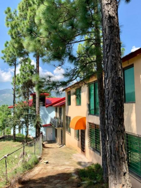 Winter Queen Villas, Murree